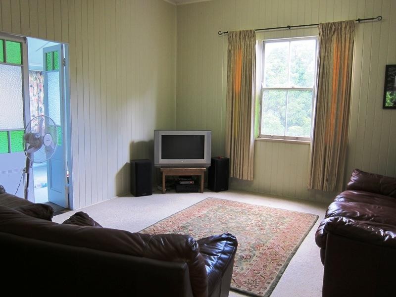 16 Hill Street, Palmwoods QLD 4555