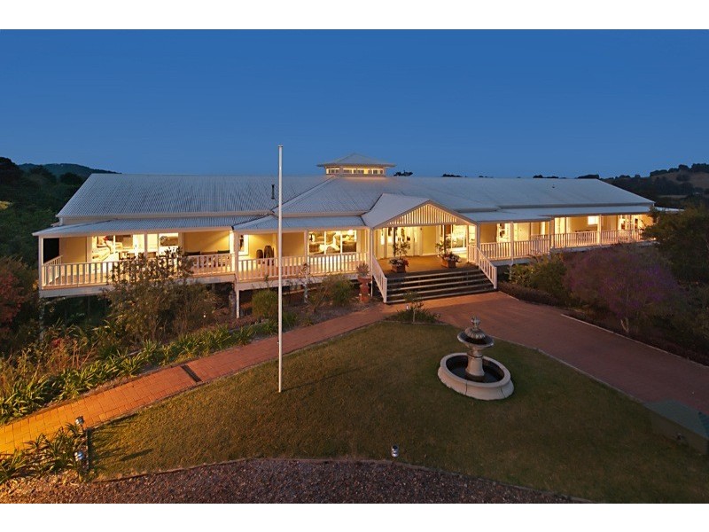813 Hunchy Road, Hunchy QLD 4555