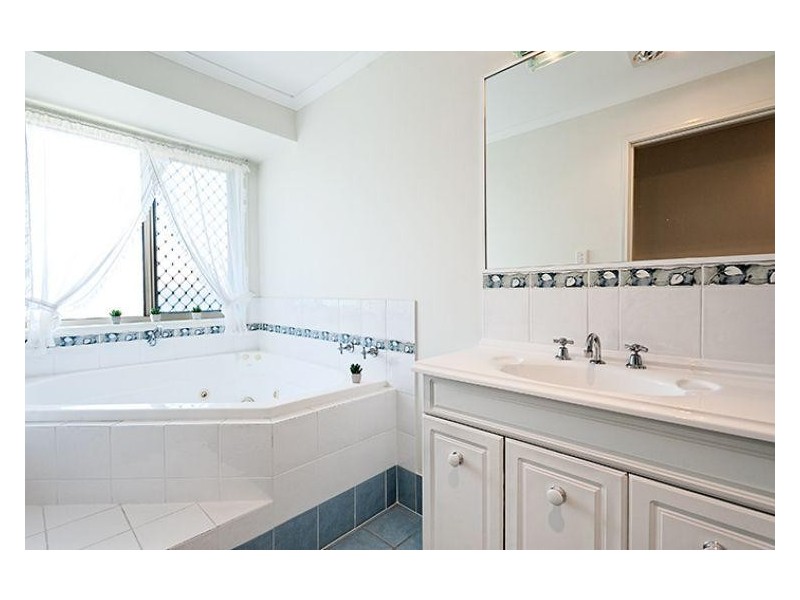 13 Haven Place, Yandina QLD 4561