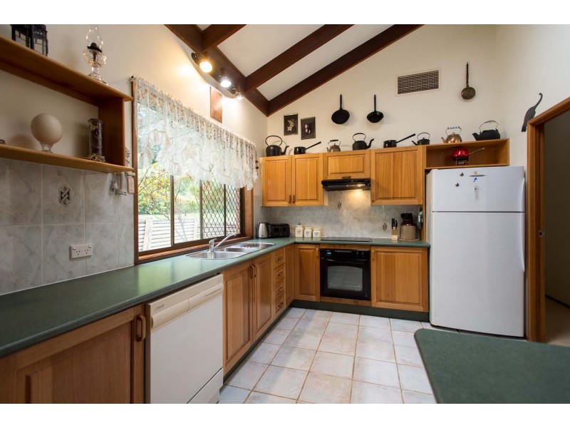 487 Glenview Road, Glenview QLD 4553
