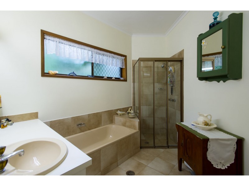 487 Glenview Road, Glenview QLD 4553