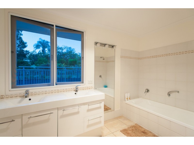 282 Old Palmwoods Road, Palmwoods QLD 4555