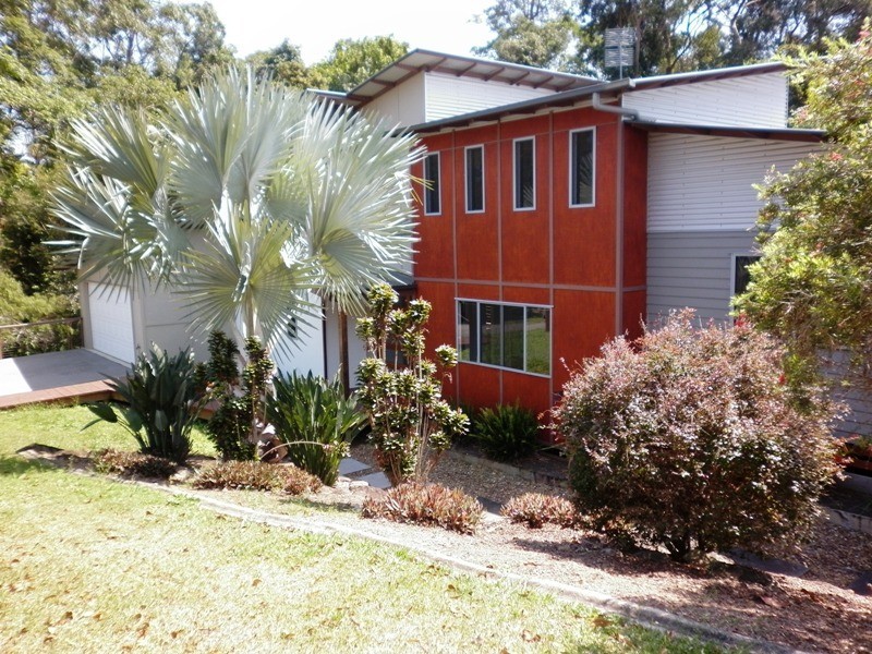 30 Yellow Cedar Place, Palmwoods QLD 4555