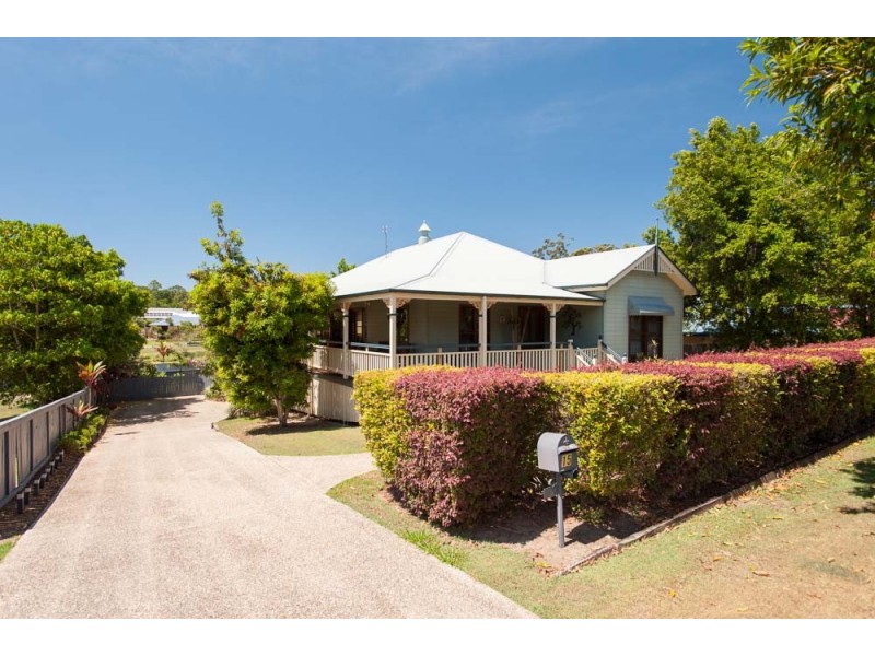 15 Petigrain Avenue, Palmwoods QLD 4555