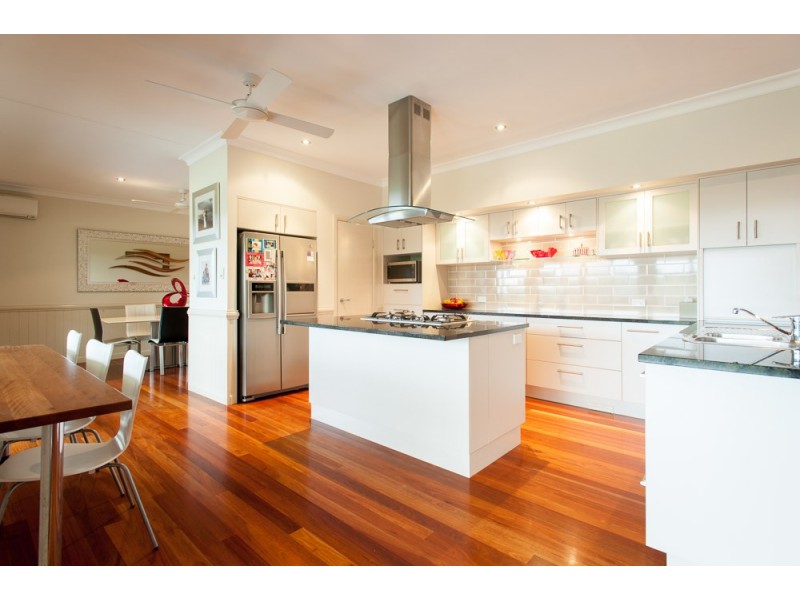 15 Upper Rosemount Road, Rosemount QLD 4560