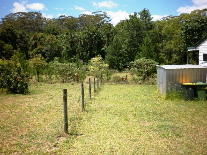 128 Winston Road, Palmwoods QLD 4555