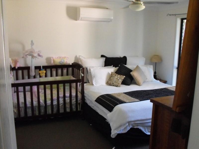 3 Dixon Court, Mooloolah Valley QLD 4553