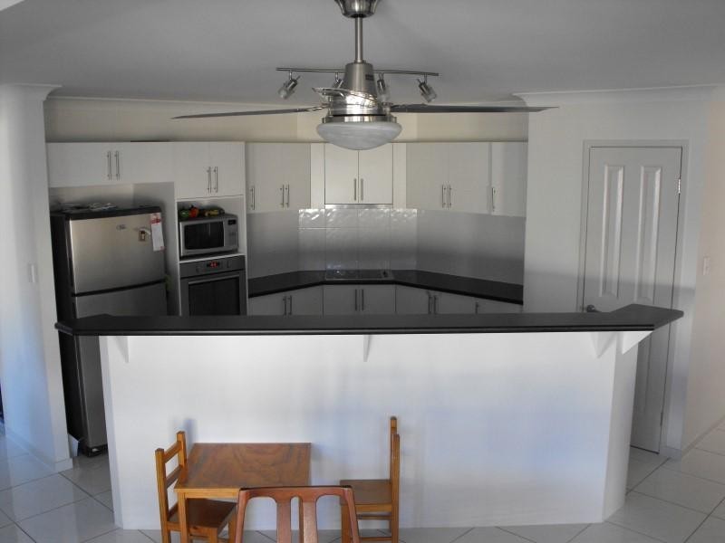 3 Dixon Court, Mooloolah Valley QLD 4553