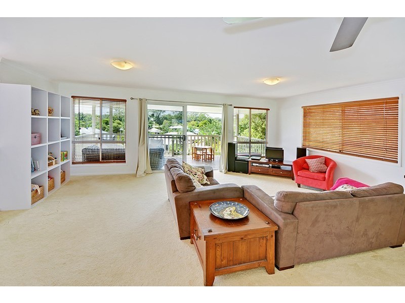 6 Old Orchard Drive, Palmwoods QLD 4555