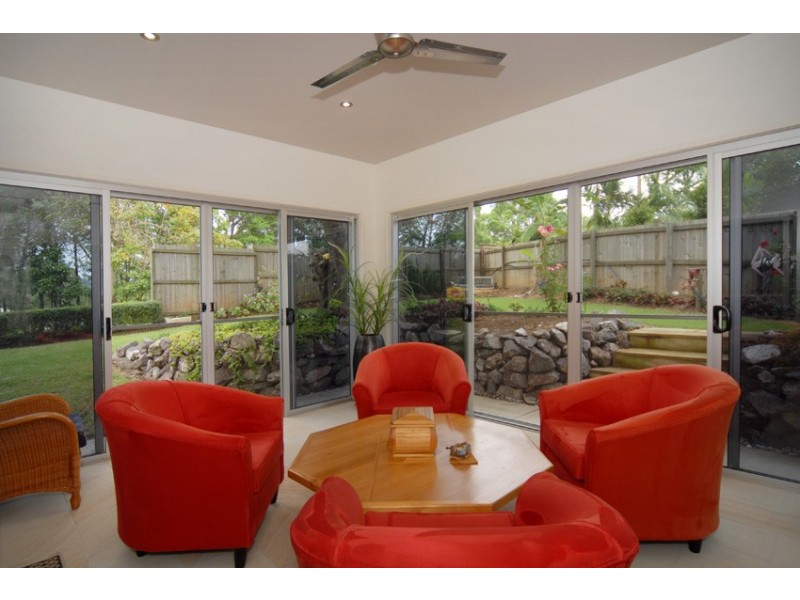 4 Churchill Street, Palmwoods QLD 4555