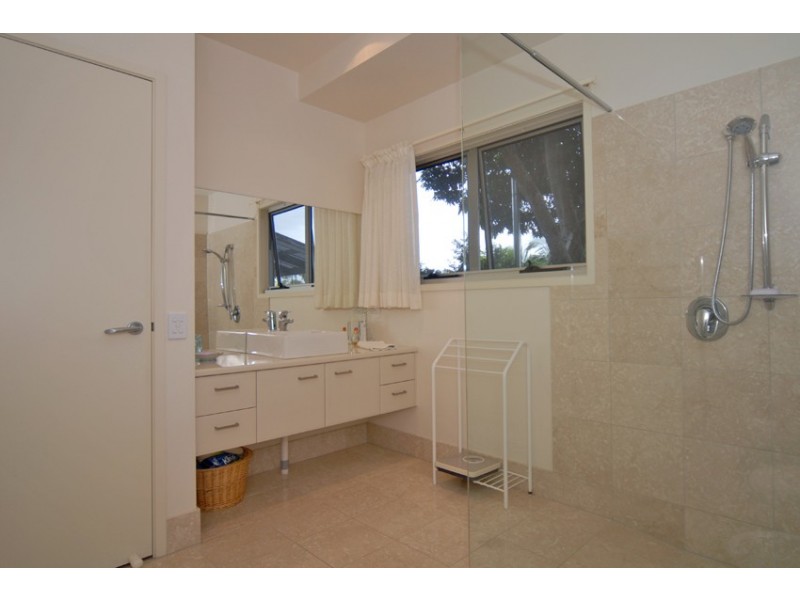4 Churchill Street, Palmwoods QLD 4555