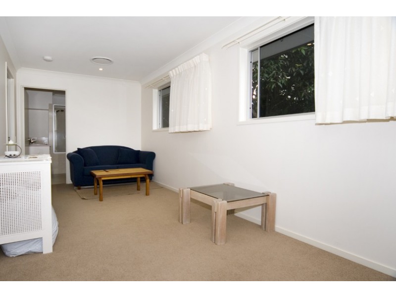 4 Churchill Street, Palmwoods QLD 4555