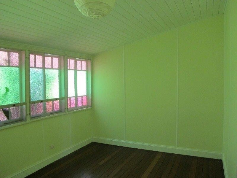 57 Andersen Rd, Mooloolah Valley QLD 4553