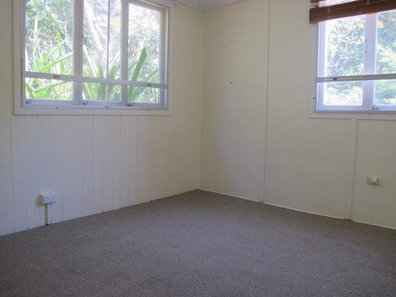 57 Andersen Rd, Mooloolah Valley QLD 4553