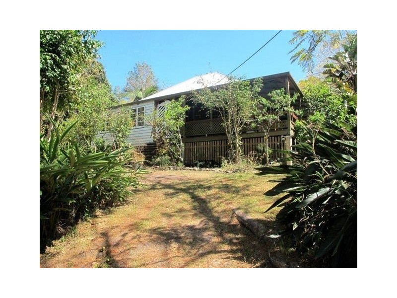 57 Andersen Rd, Mooloolah Valley QLD 4553