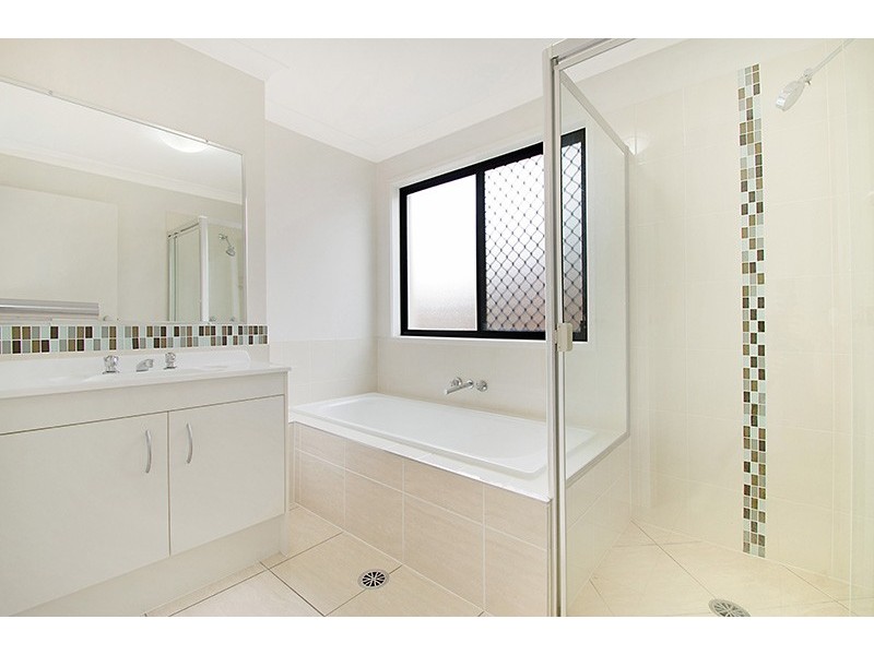 15 Fairy Wren Court, Beerwah QLD 4519