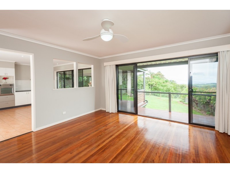 38 Post Office Road, Mapleton QLD 4560