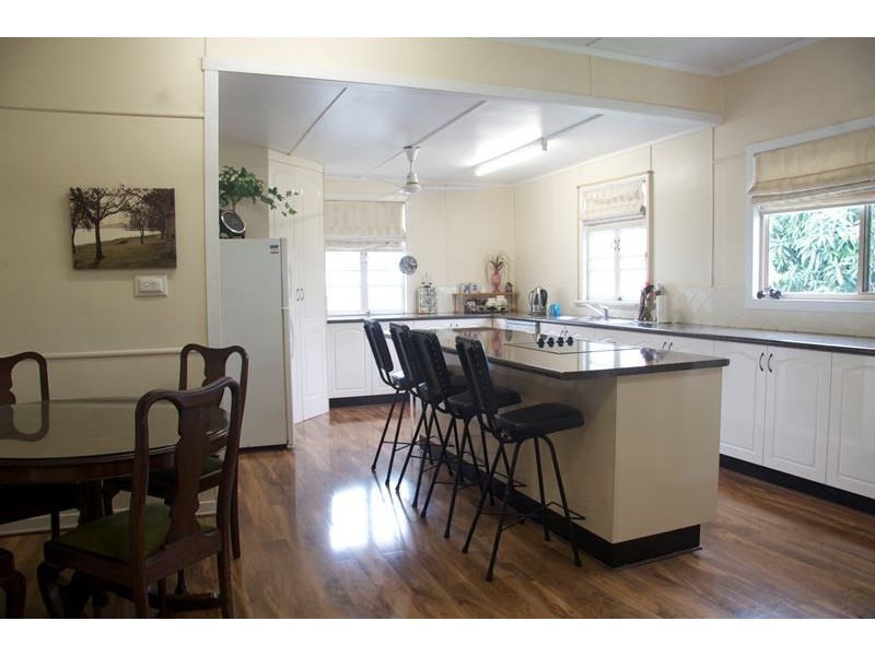 33 Crusher Park Drive, Nambour QLD 4560