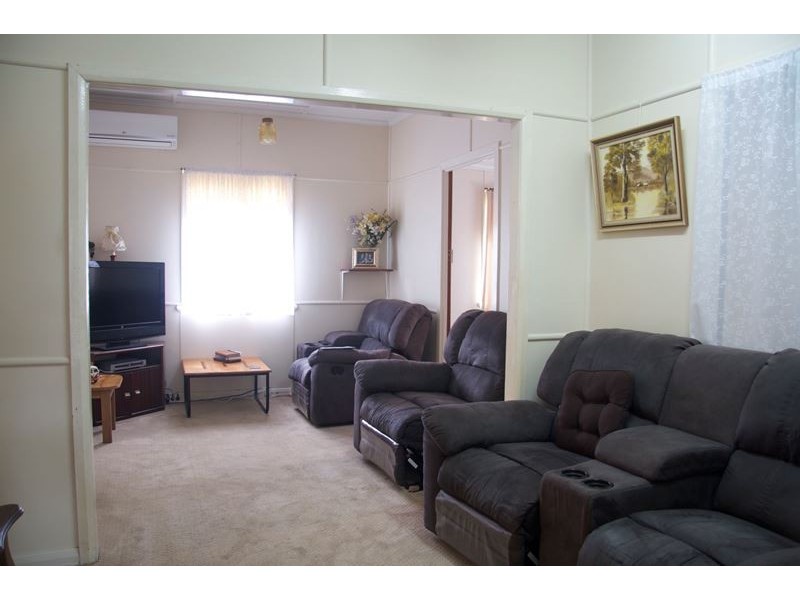 33 Crusher Park Drive, Nambour QLD 4560