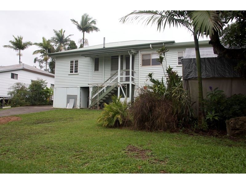 33 Crusher Park Drive, Nambour QLD 4560