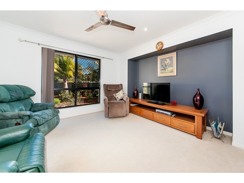 1 Evergreen Avenue, Palmwoods QLD 4555