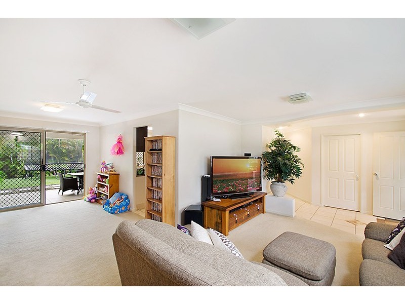 6 Red Jacket Court, Palmwoods QLD 4555