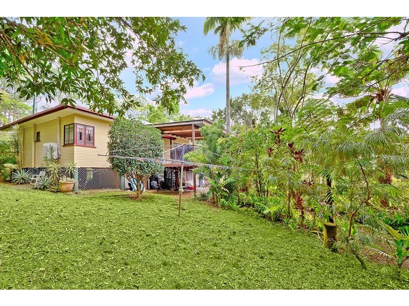 1 Chevallum Road, Palmwoods QLD 4555