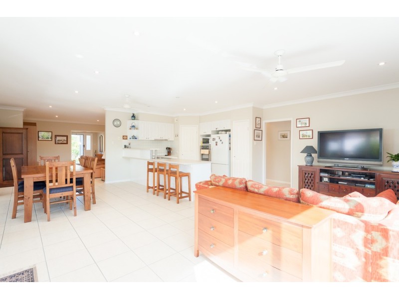 4 Rock Fig Court, Palmwoods QLD 4555