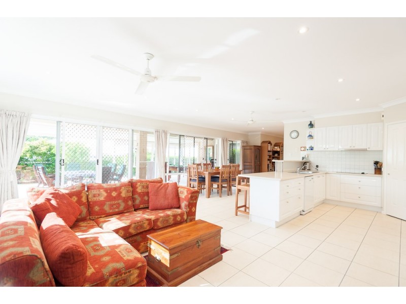 4 Rock Fig Court, Palmwoods QLD 4555
