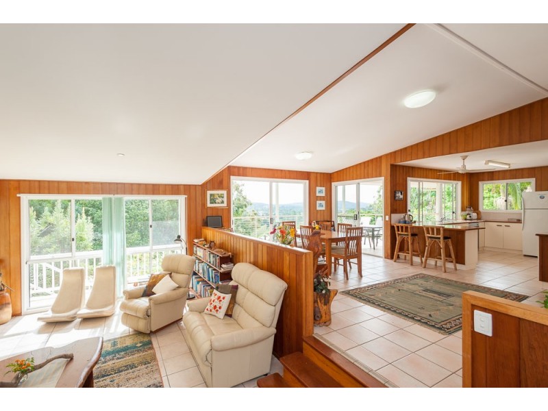 15-17 Towen View Court, Towen Mountain QLD 4560