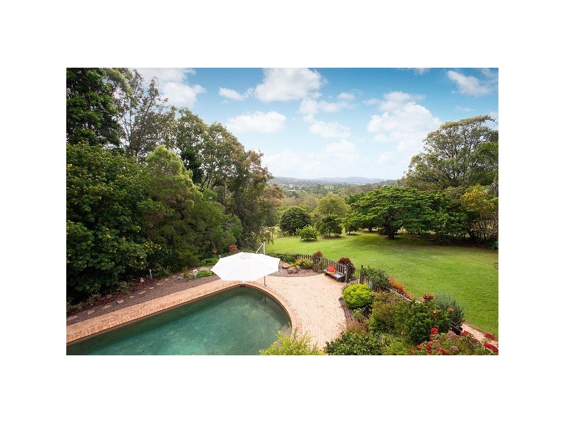 15-17 Towen View Court, Towen Mountain QLD 4560