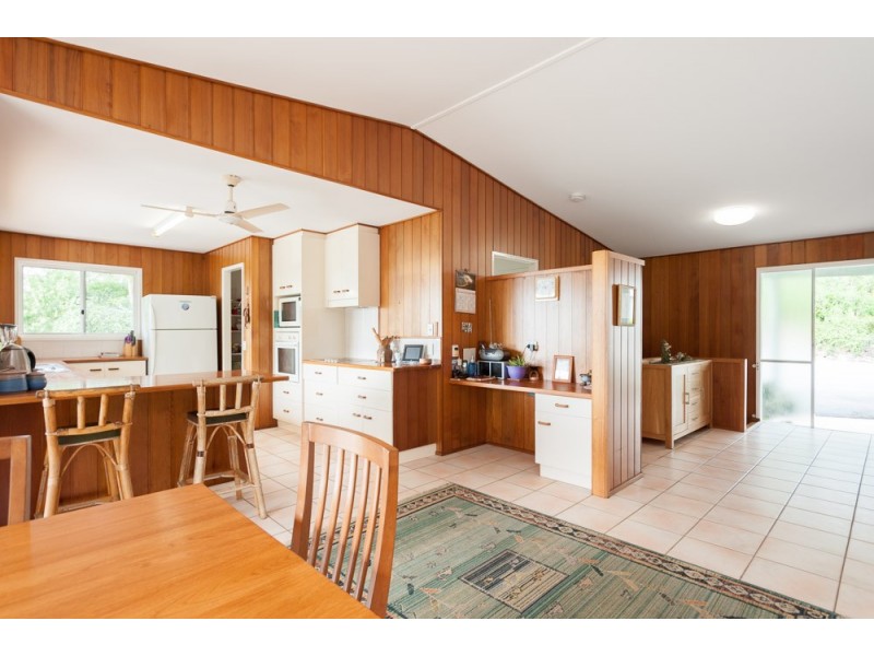 15-17 Towen View Court, Towen Mountain QLD 4560