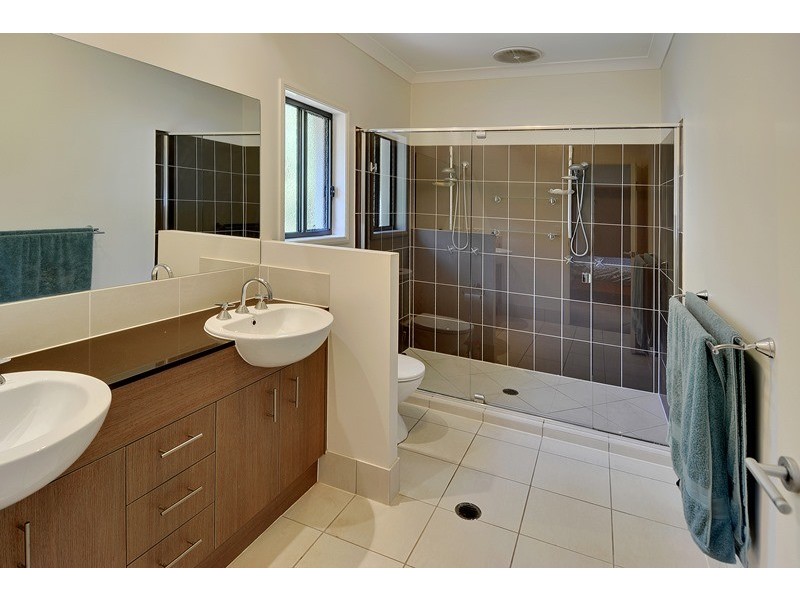 29 Yellow Cedar Place, Palmwoods QLD 4555