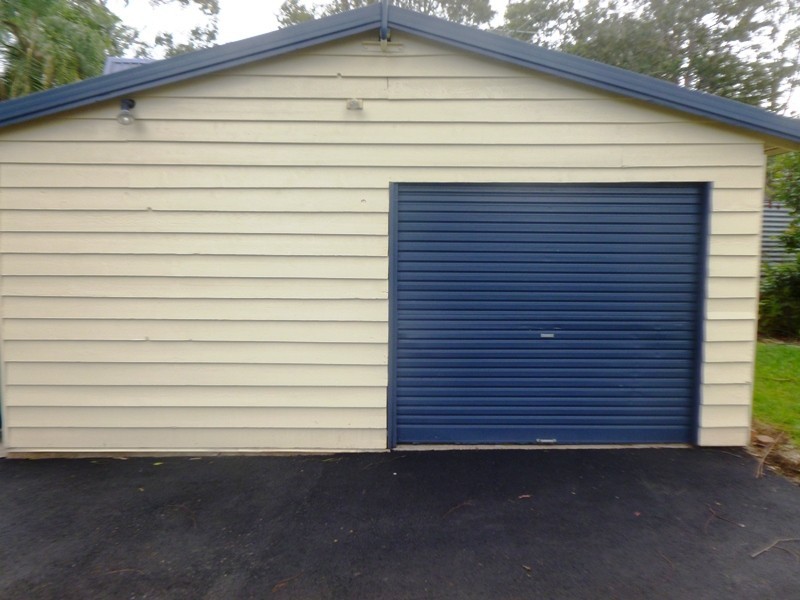 98 Neill Rd, Mooloolah Valley QLD 4553