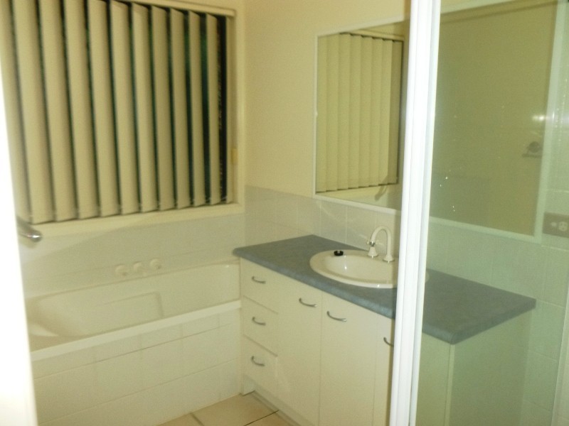 28 Petigrain Avenue, Palmwoods QLD 4555