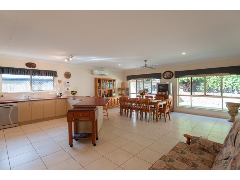 15 Flame Tree Court, Palmwoods QLD 4555