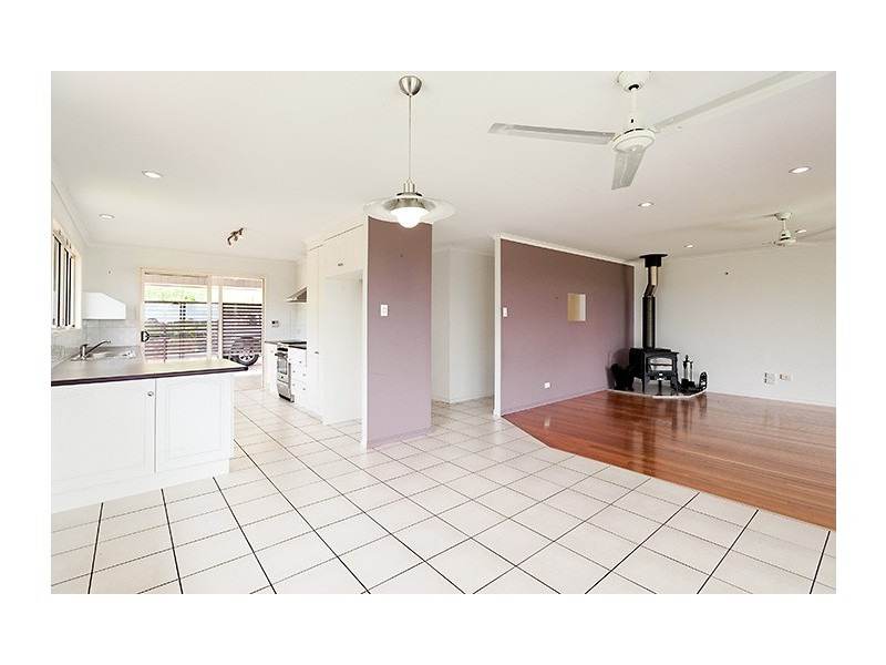 650 Hunchy Road, Hunchy QLD 4555