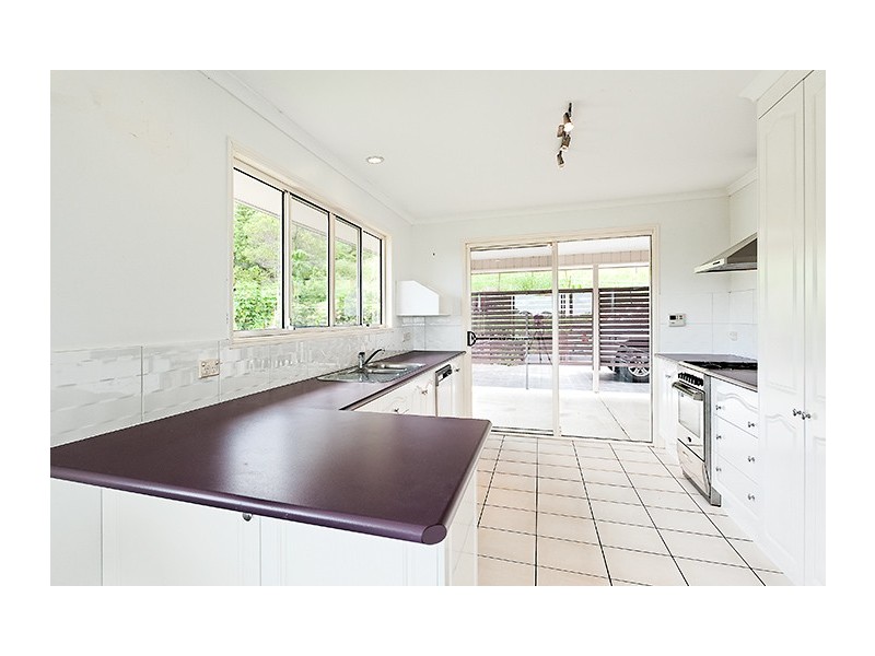 650 Hunchy Road, Hunchy QLD 4555