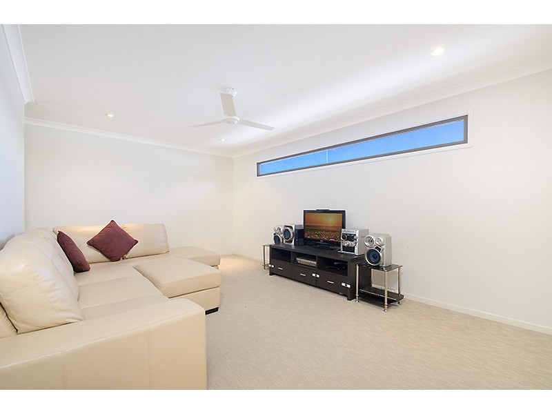 24 Ridge Court, Mooloolah Valley QLD 4553