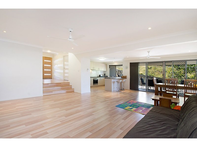 24 Ridge Court, Mooloolah Valley QLD 4553