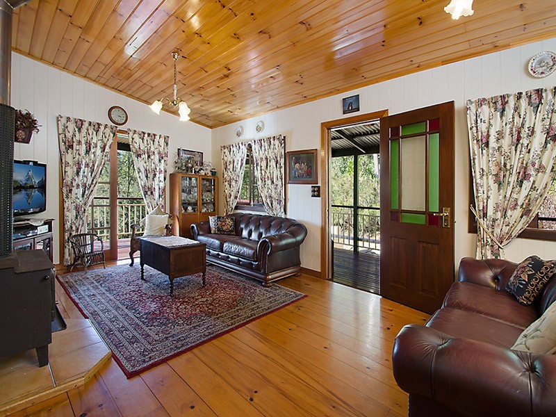 188 Chevallum School Road, Chevallum QLD 4555