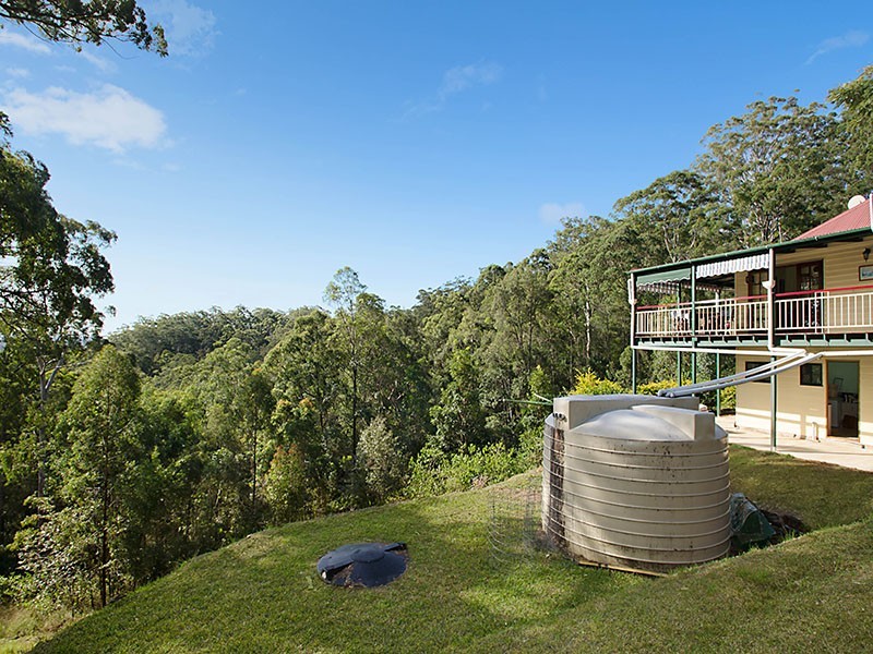 188 Chevallum School Road, Chevallum QLD 4555