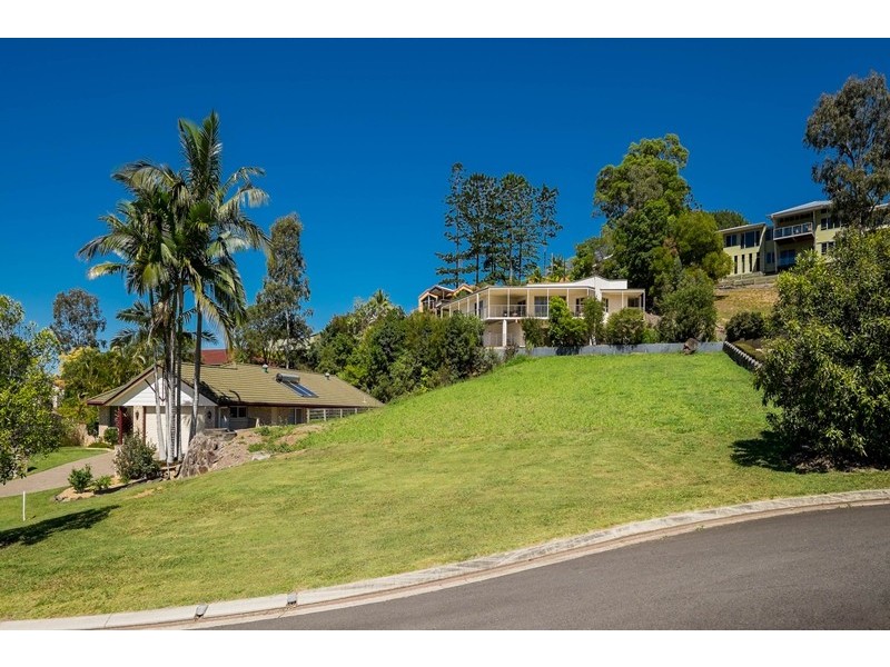 61 Lachlan Avenue, Nambour QLD 4560