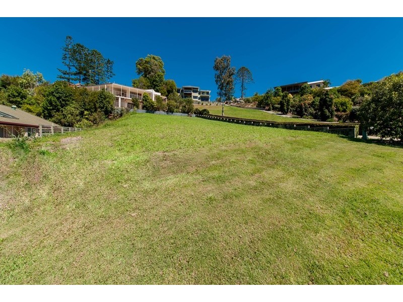 61 Lachlan Avenue, Nambour QLD 4560