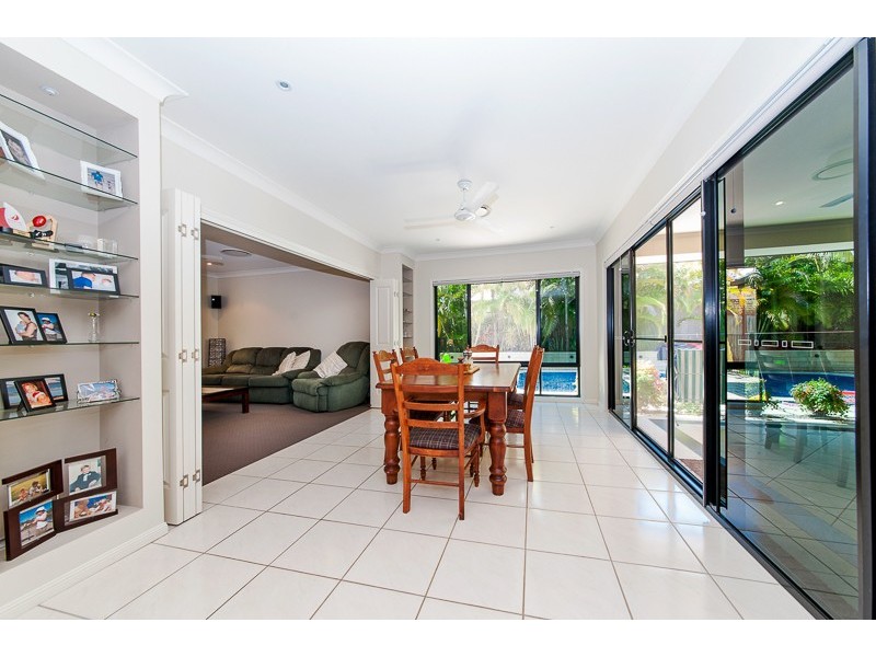 8 Yellow Cedar Place, Palmwoods QLD 4555