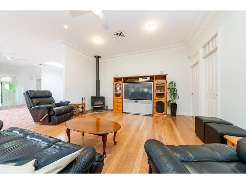 77 Hardings Road, Palmwoods QLD 4555