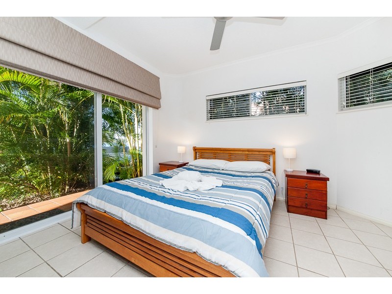 1/2 Picnic Point Esplanade, Maroochydore QLD 4558