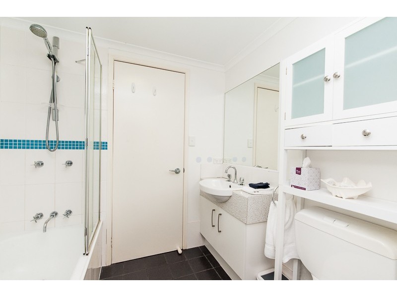 1/2 Picnic Point Esplanade, Maroochydore QLD 4558
