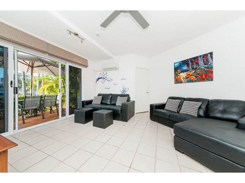 1/2 Picnic Point Esplanade, Maroochydore QLD 4558