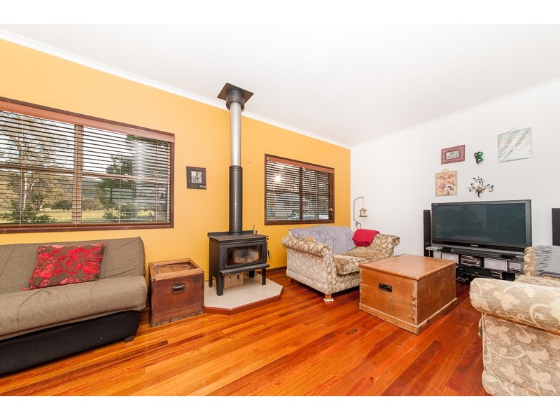 50 Hunchy School Road, Hunchy QLD 4555